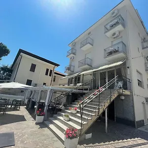 hotel-moroni-rimini.emilia-romagnahotels.net/