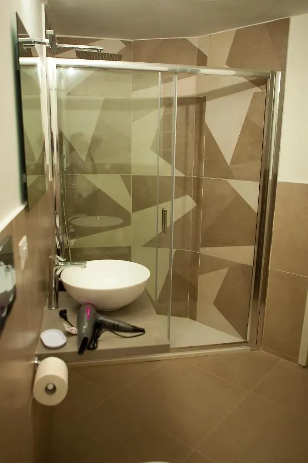 Casapaola B&B Rooms Acireale 0*,  Italia